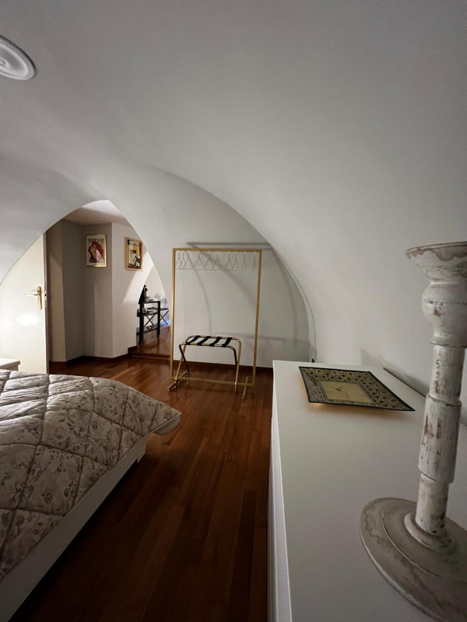 Calefati Gallery Luxury Apartment Bari Luaran gambar